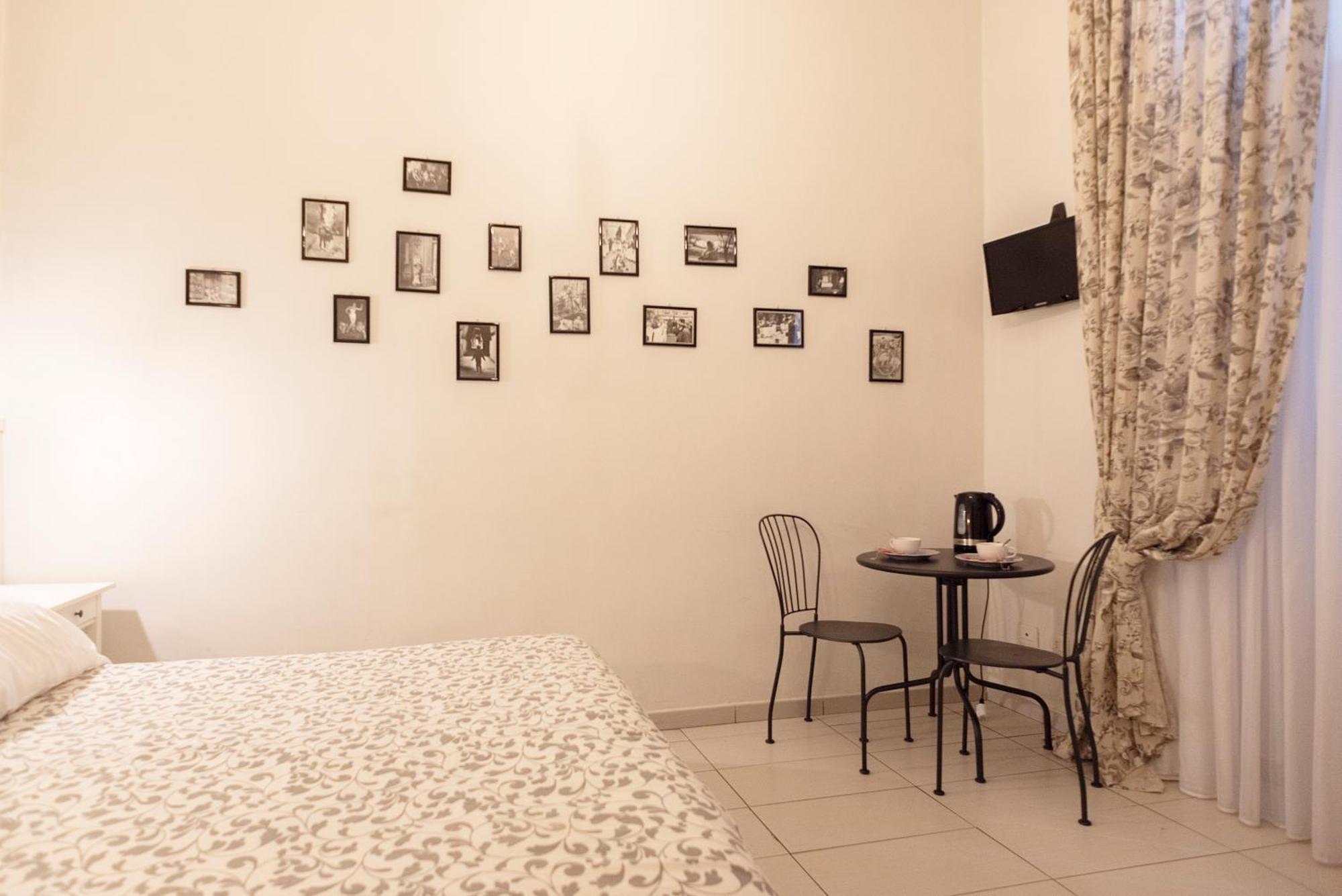 B&B Dei Decumani Nápoles Exterior foto